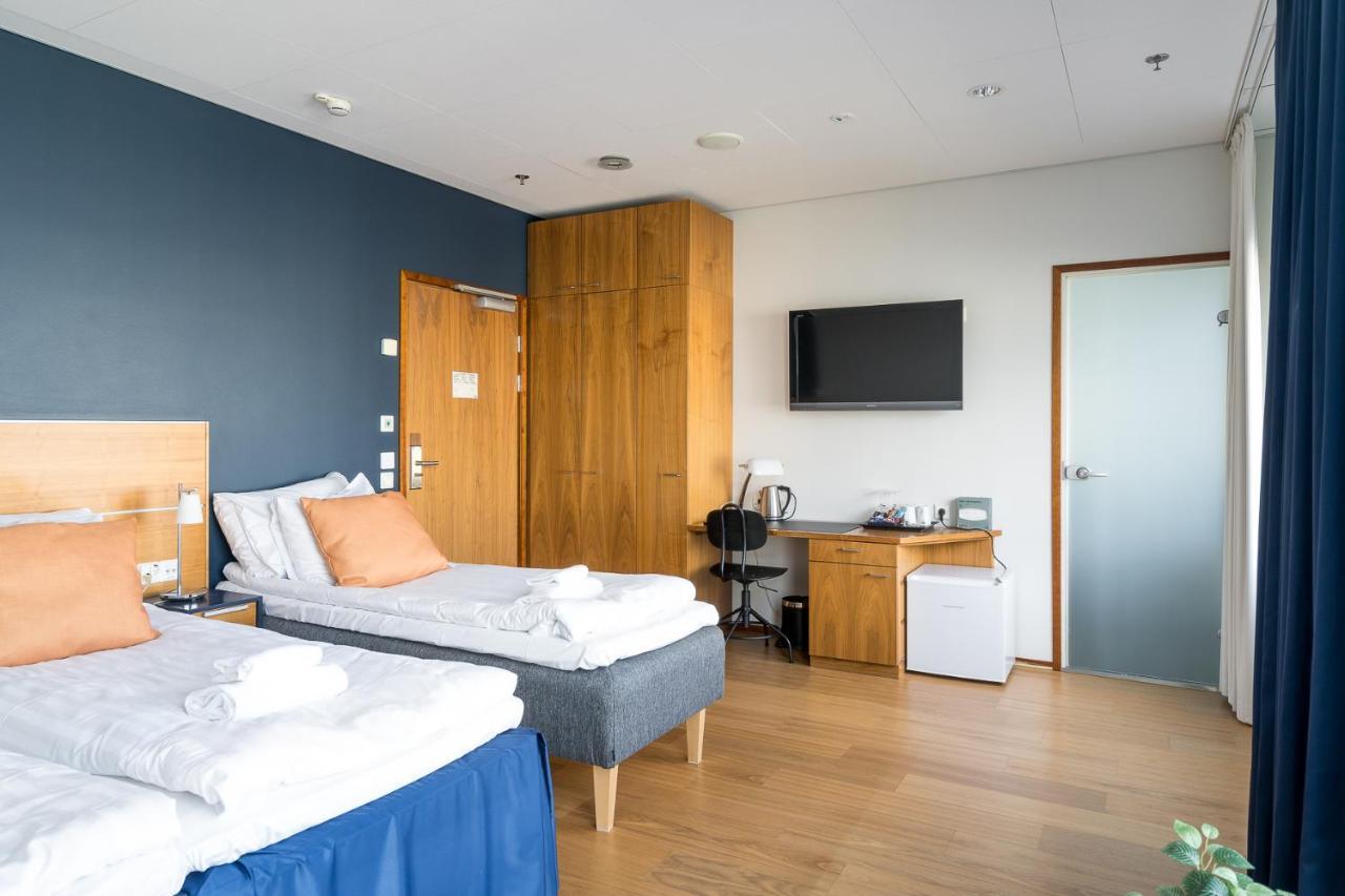 Hiisi Hotel Helsinki Jaetkaesaari Экстерьер фото