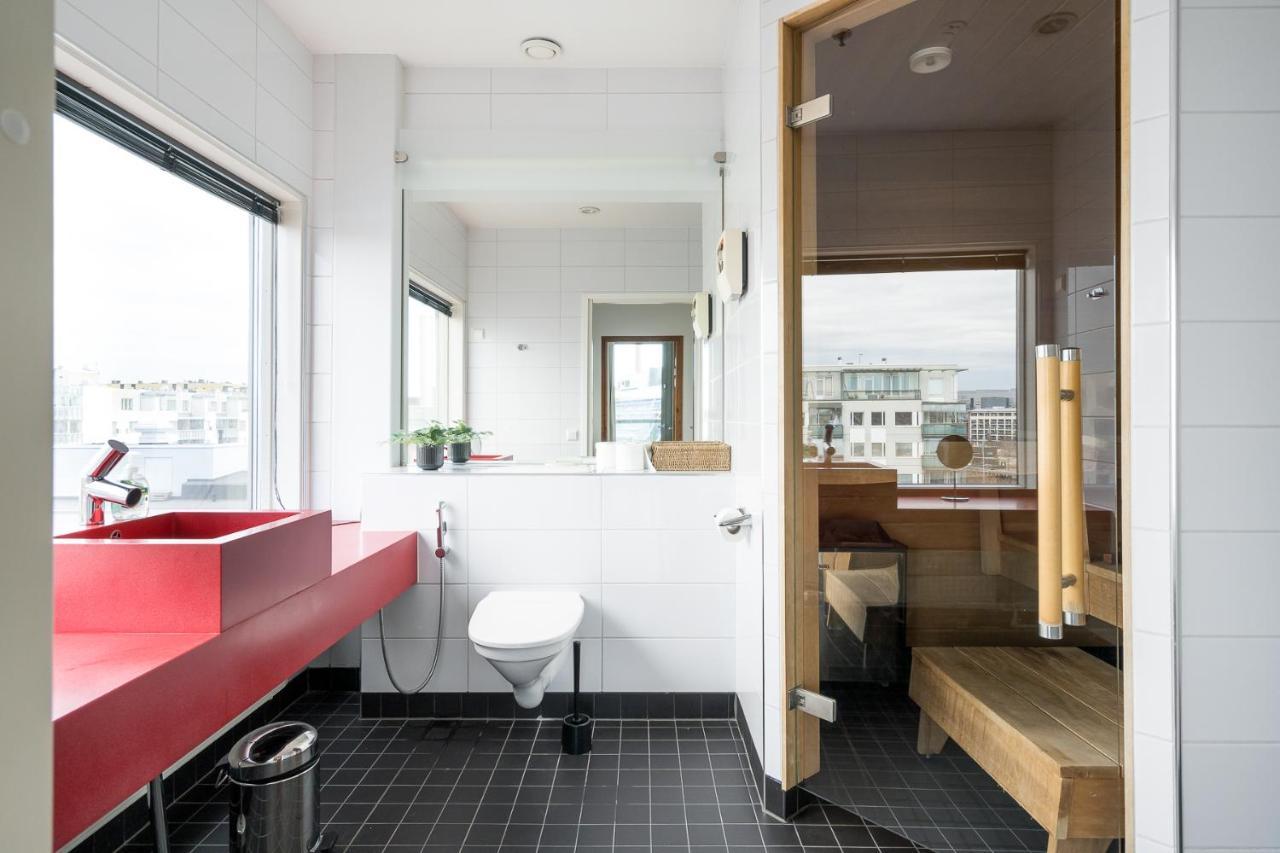 Hiisi Hotel Helsinki Jaetkaesaari Экстерьер фото