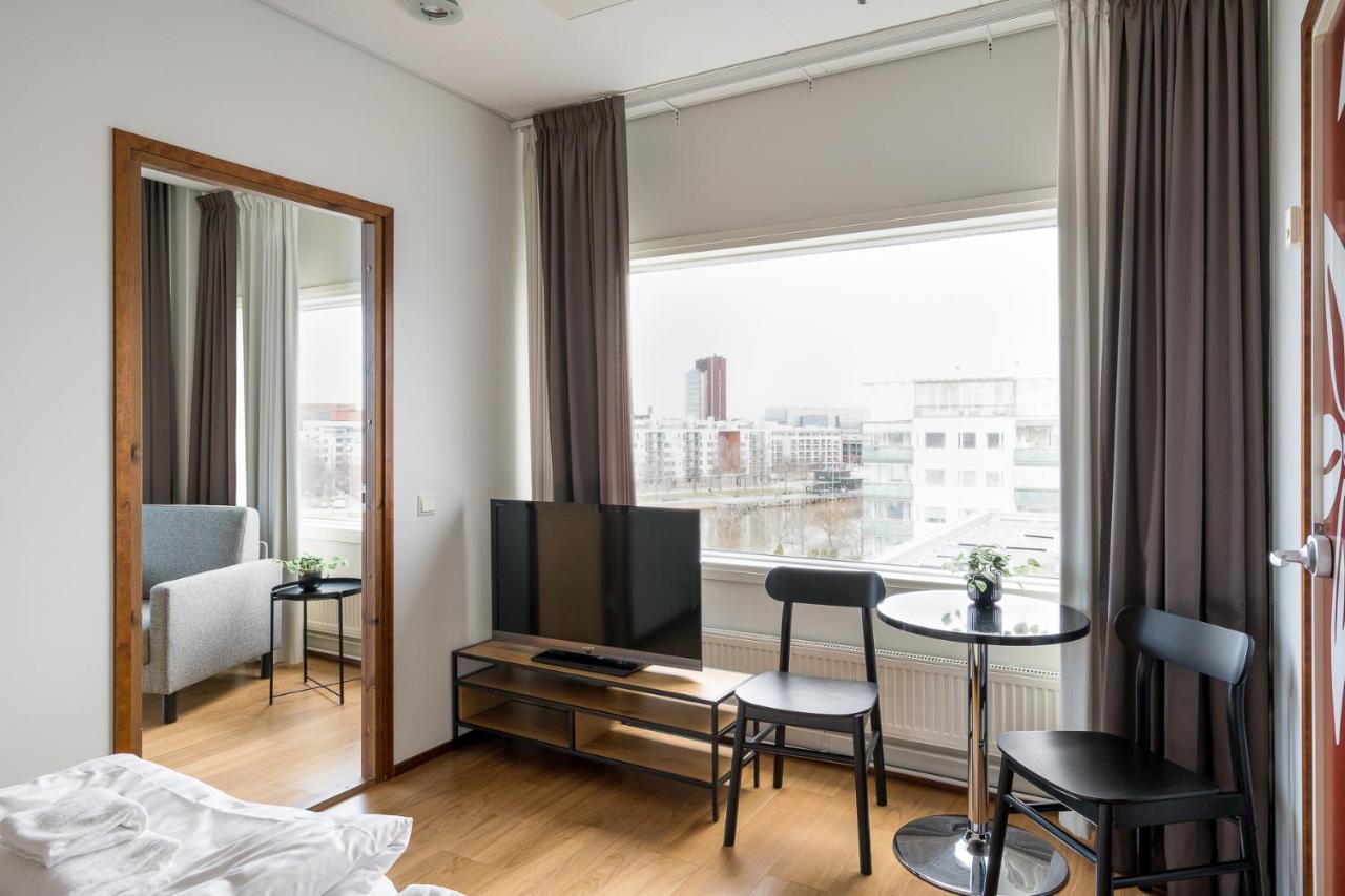 Hiisi Hotel Helsinki Jaetkaesaari Экстерьер фото