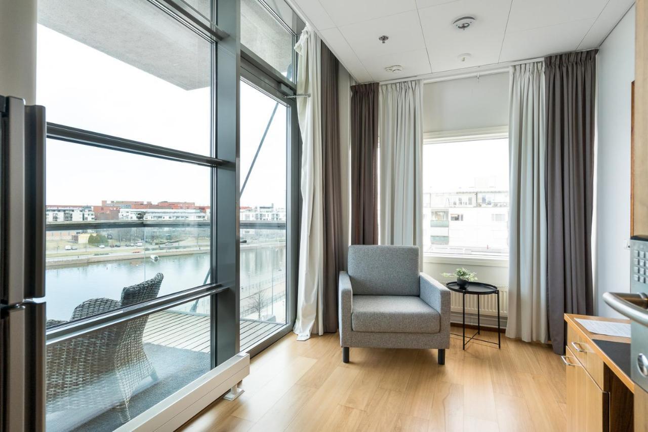 Hiisi Hotel Helsinki Jaetkaesaari Экстерьер фото